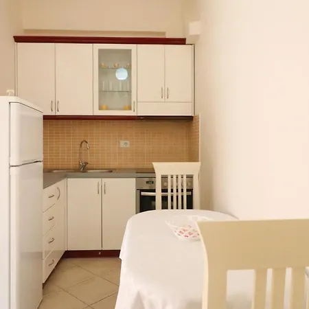 Apartment Roboci Sarande